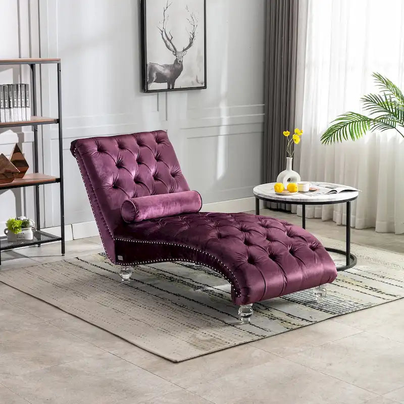 Chaise longue capitonnée en velours violet avec pieds en acrylique