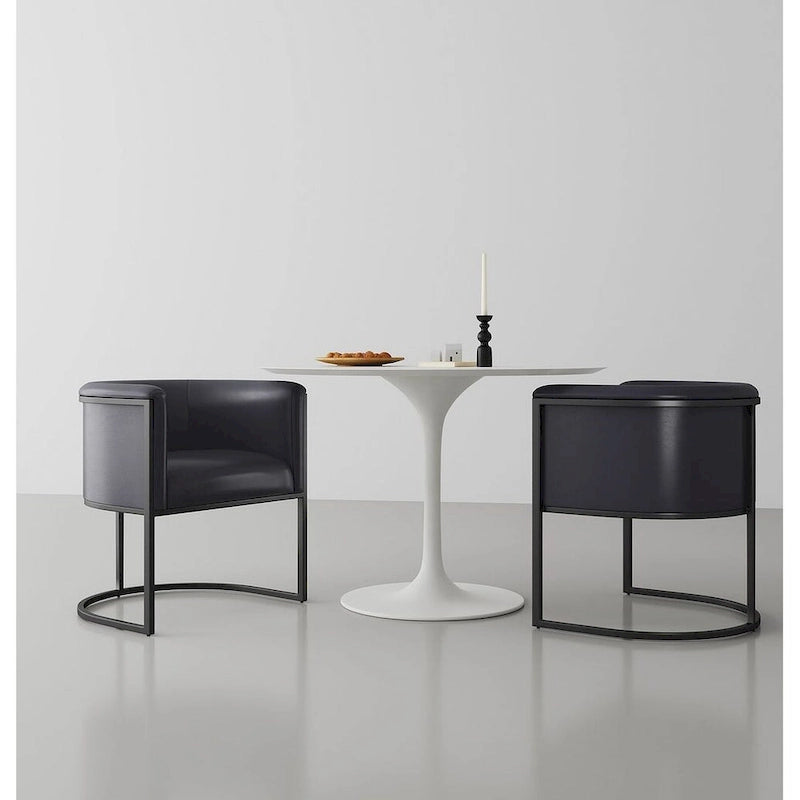 Chaise de salle à manger en similicuir avec cadre métallique incurvé