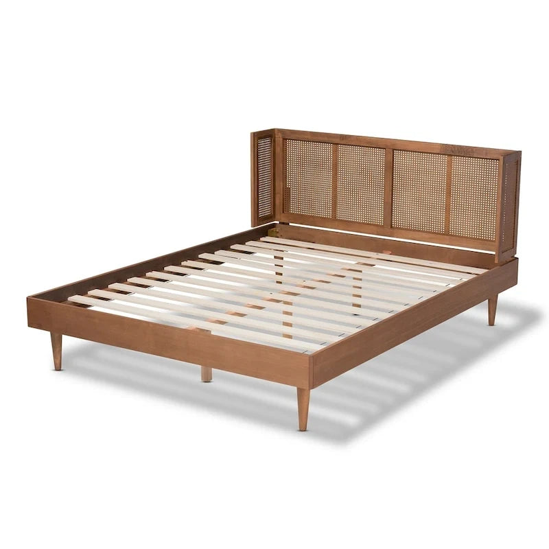 Lit plateforme tête de lit enveloppante en rotin brun naturel Pieds coniques