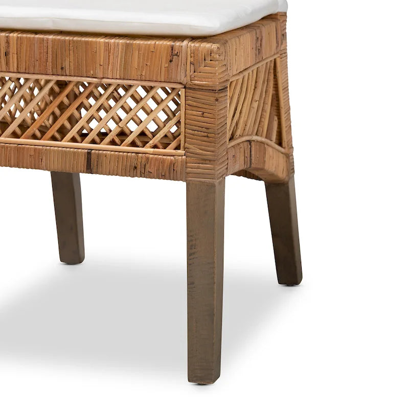 Chaise de salle à manger Bohème en rotin naturel avec coussin blanc et bois d'acajou